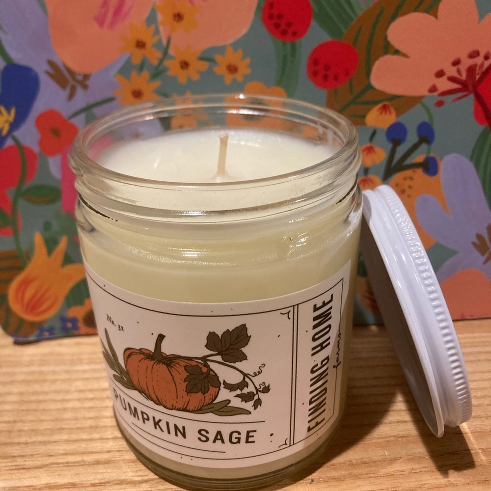 Finding Home: Pumpkin Sage 7.5 oz candle